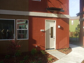 Building Photo - 829 Boron Ct