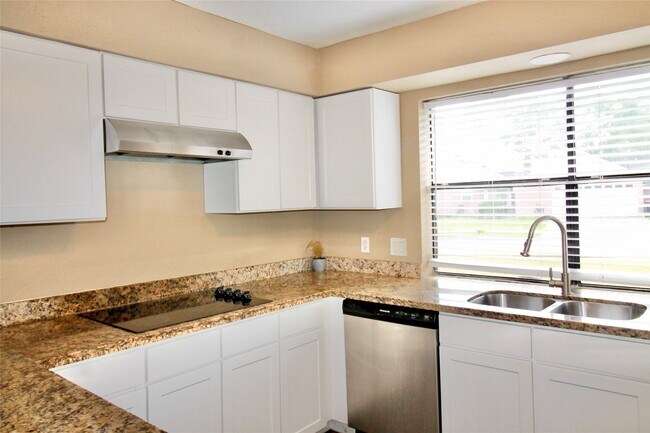 Foto del edificio - 4701 Spring Ln