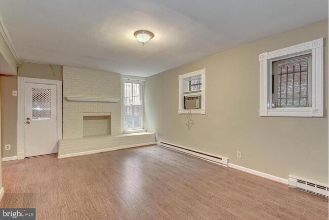 Foto del edificio - 1739 19th St NW