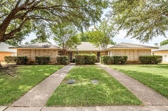 Building Photo - 136 Shadybrook Dr