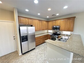 Building Photo - 711 Taliput Palm Pl