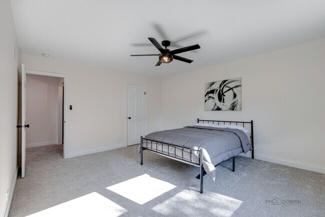 Foto del edificio - 40566 N Sunset Dr