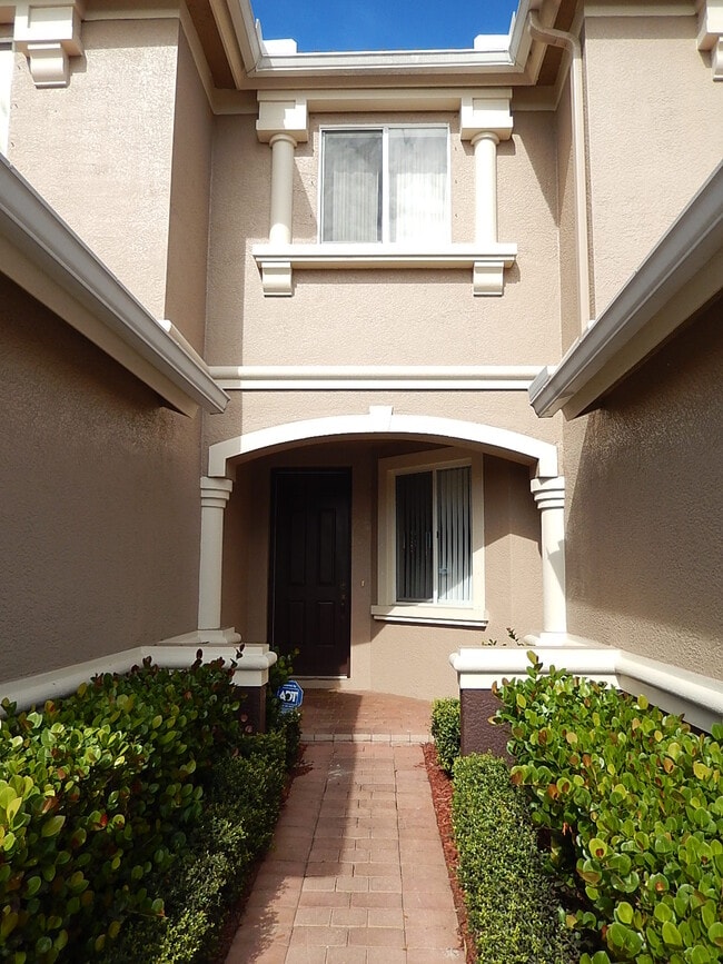 Photo - 17533 Laurel Grove Ct Townhome