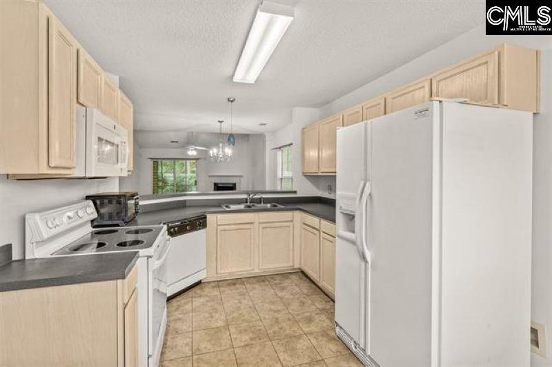 Building Photo - 207 Baywood Dr