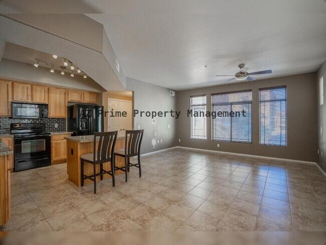 Building Photo - 16825 N 14TH ST UNIT 21, PHOENIX AZ