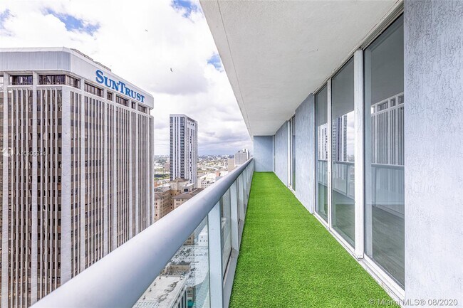 Building Photo - 50 Biscayne Blvd