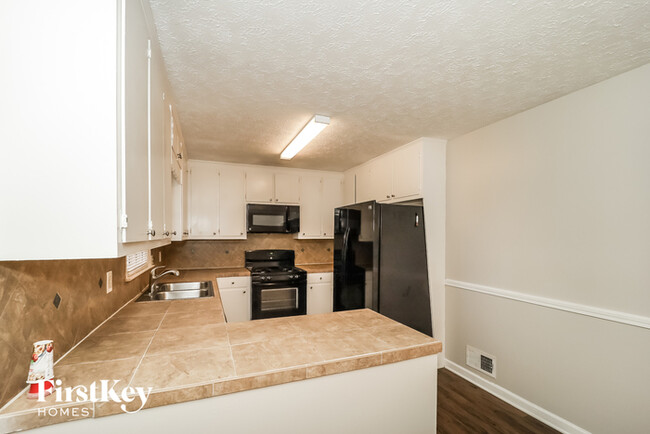 Foto del edificio - 2923 Old Dallas Rd SW