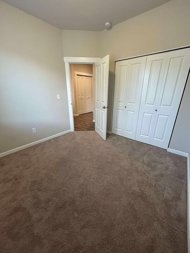 Foto del edificio - 2845 Fiddleback St NE
