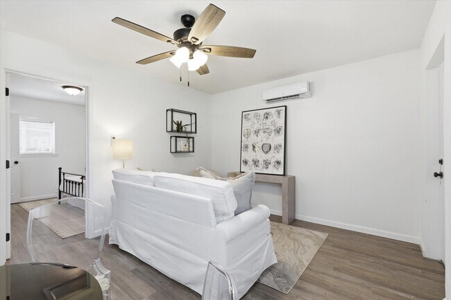 Foto del edificio - 1322 California St