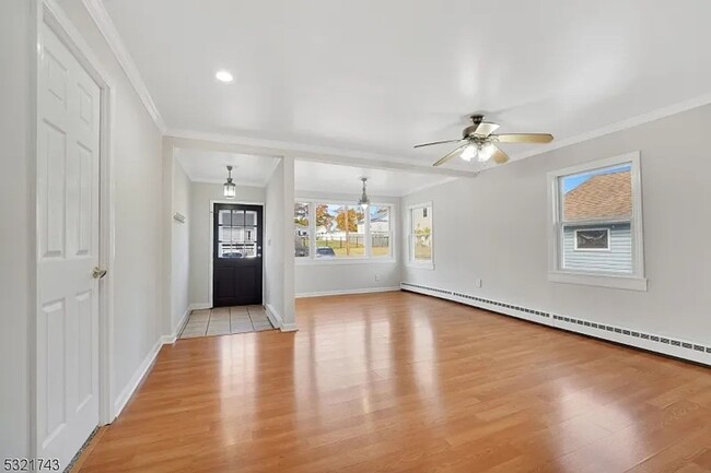 Building Photo - Charming 2BR Duplex in Mount Arlington