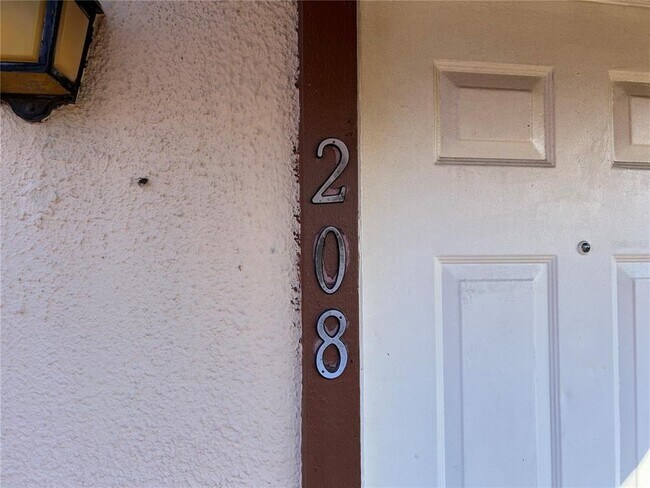 Foto del edificio - 5026 Water Oak Dr