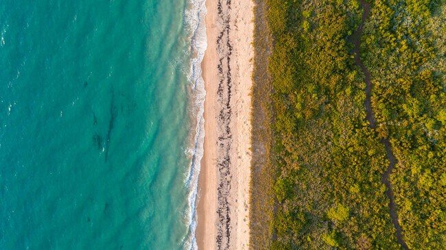 Foto del edificio - 400 S Beach Rd
