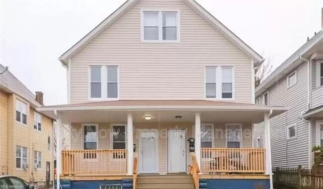 Foto del edificio - 1335 W 61st St