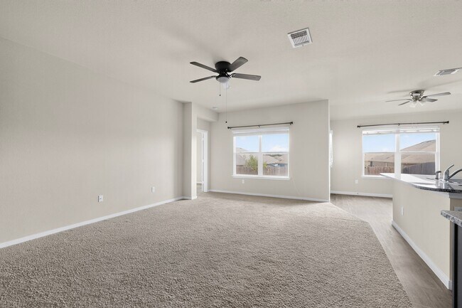 Foto del edificio - 402 Pentire Way