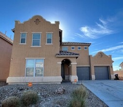 Building Photo - 5862 Lakeland Village Dr