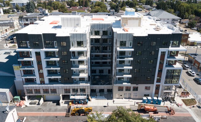 Building Photo - Three Robins Stony Plain