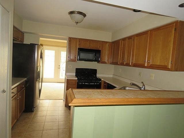 Building Photo - 2151 Stirling Ct