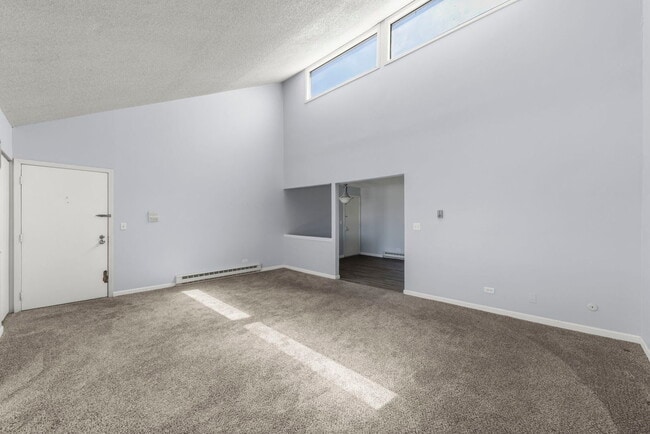Foto del edificio - 535 W Lies Rd