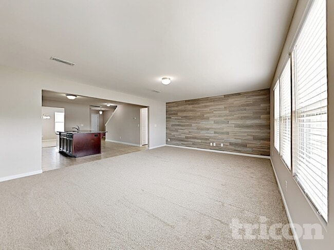 Foto del edificio - 8187 Thornton St