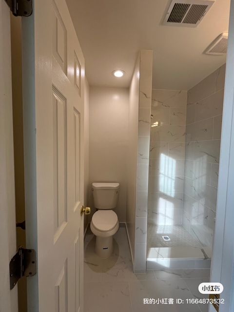 Foto del edificio - 11219 Potomac Oaks Dr