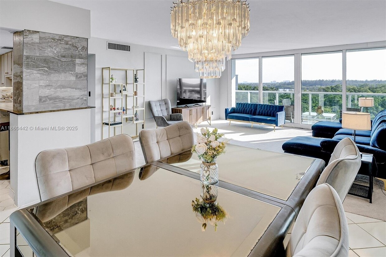 Foto principal - 100 Bayview Dr