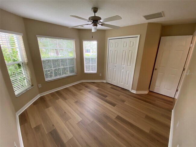 Foto del edificio - 14921 Braywood Trail