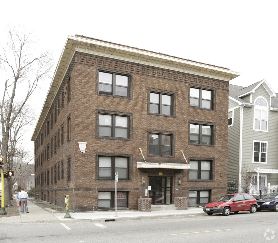 Primary Photo - 1801 3rd Ave S