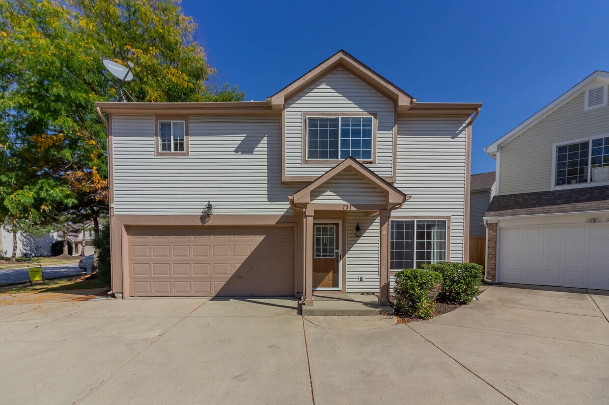 751 Mountain Pine Dr, Greenwood, IN 46143 House Rental in Greenwood