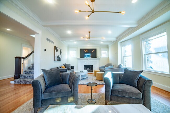Foto del edificio - 3521 Gillham Rd