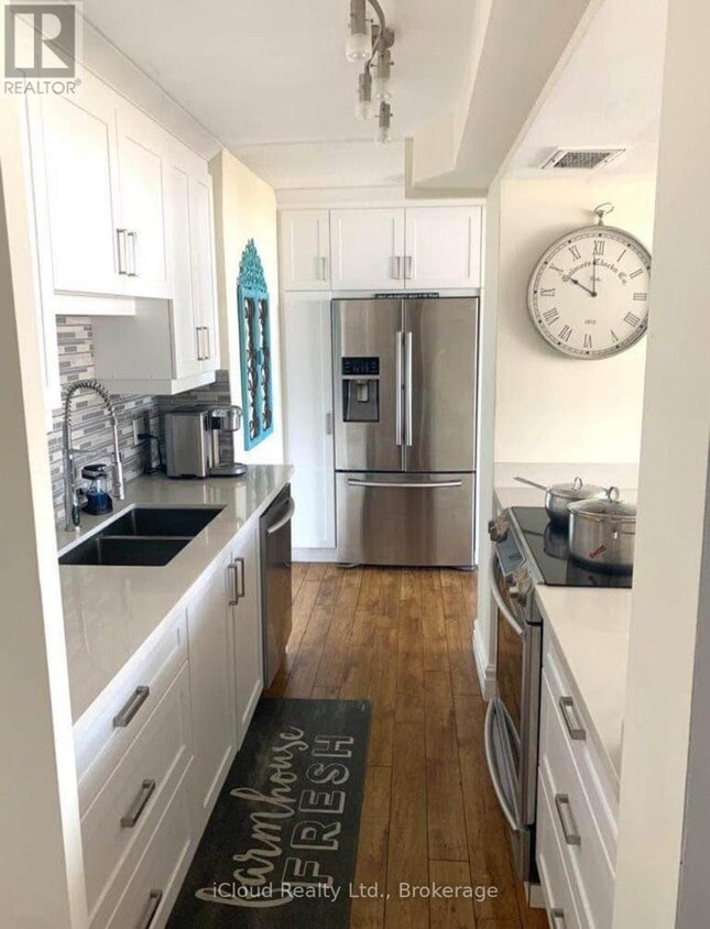 Primary Photo - 1333 Bloor St