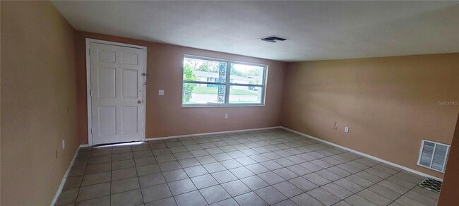 Building Photo - 5305 Hawk Dr