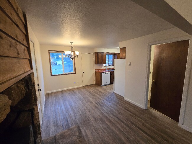 Building Photo - 1907 E St Maries Ave