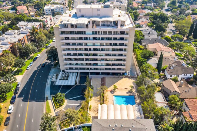 Building Photo - 1333 S Beverly Glen Blvd