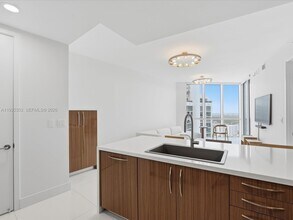Building Photo - 18201 Collins Ave