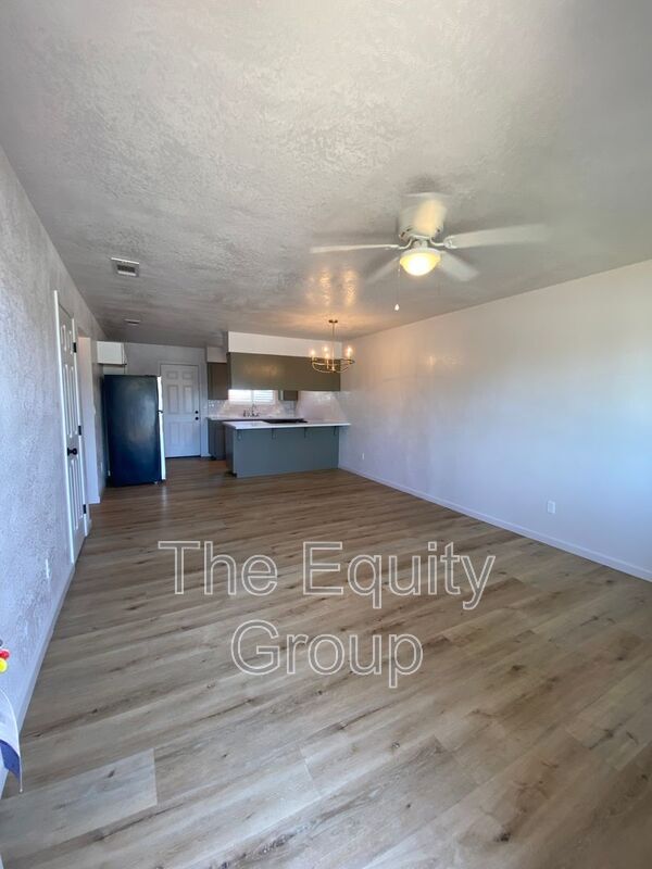 Foto del edificio - 140 East Houston Ave