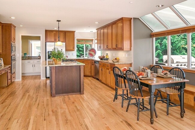 Foto del edificio - 4bd/2.5ba Newcastle Home