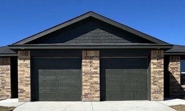 Building Photo - 1246 Lehmann Dr
