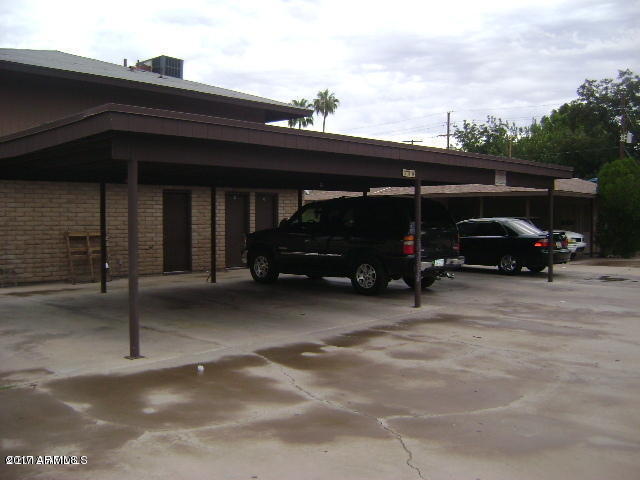 Building Photo - 320