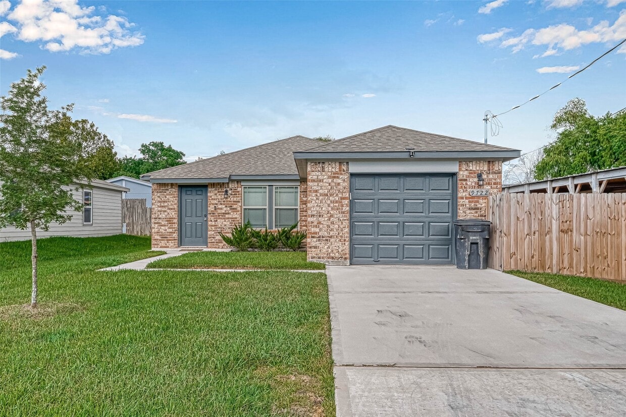 Foto principal - 9722 Cargill St