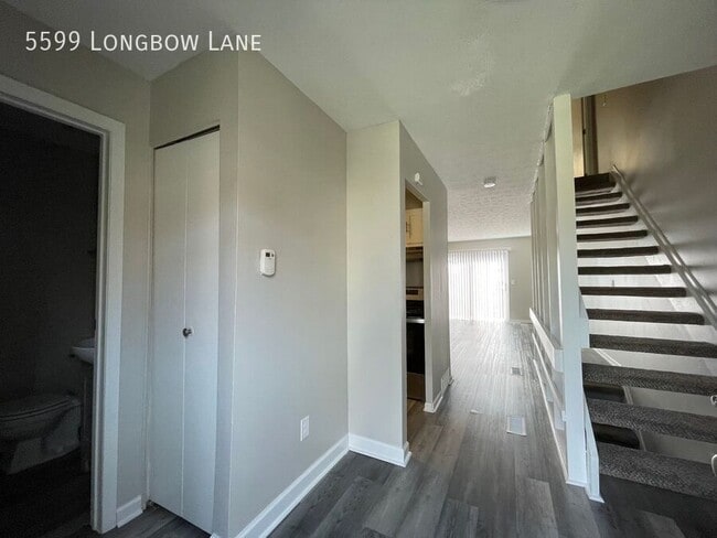 Building Photo - 5599 Longbow Ln