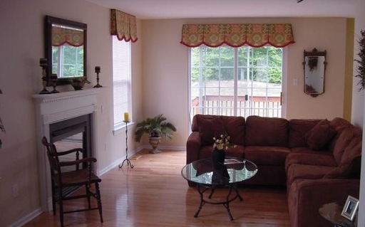 Building Photo - 209 Beckington Ct