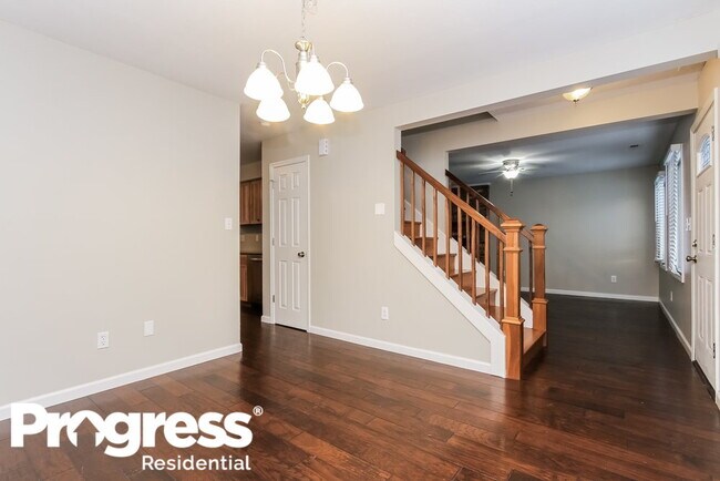 Foto del edificio - 8602 Douglaston Ct