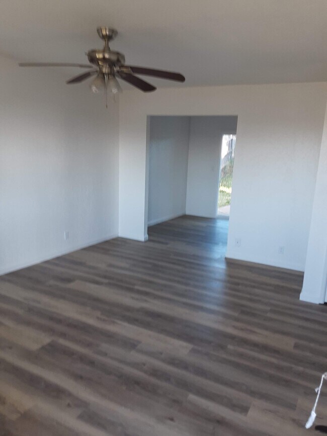 Foto del edificio - 750 Crosby Ln