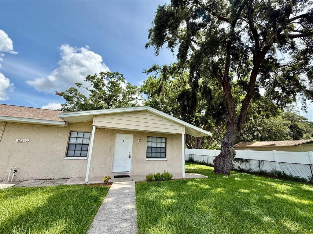 Primary Photo - 10812 Hannaway Dr