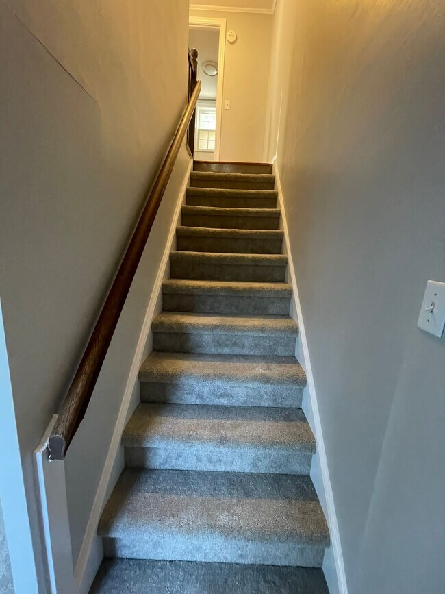 411 Mill St, Southington, CT 06489 House Rental in Southington, CT