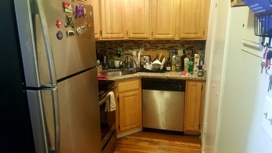 Building Photo - 45 Ashford St