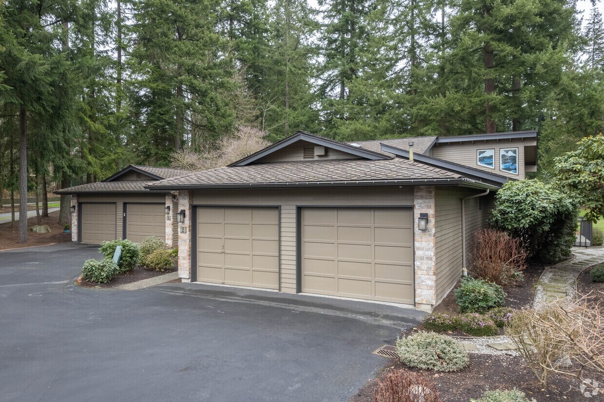 Exterior - Country Place