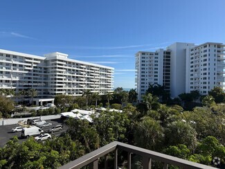 Building Photo - 251 Crandon Blvd