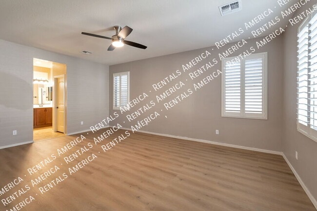 Building Photo - 3863 S Verbena Ave