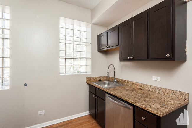 Foto del edificio - 948 W Willow St
